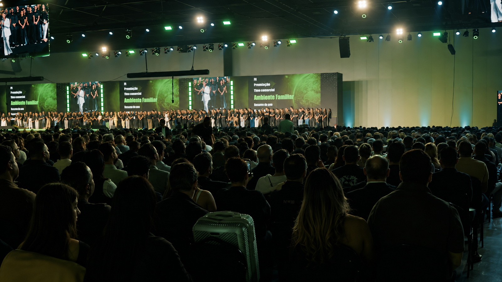Auditório lotado em evento iGreen